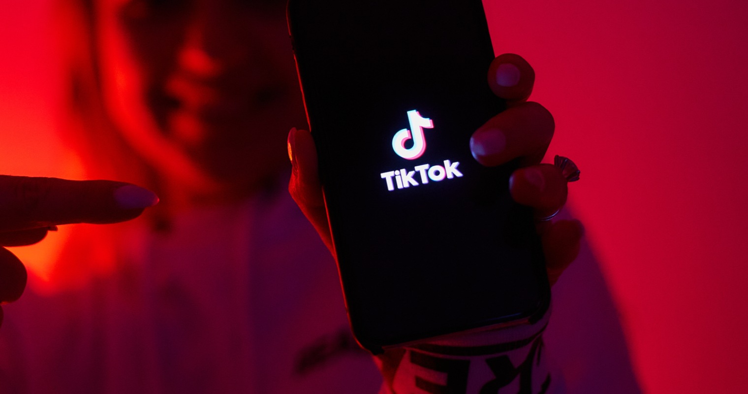 TikTok Ads vs Facebook Ads: Which one is better for advertisers?